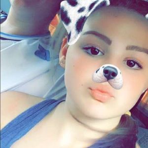 Meet your Posher, Ella